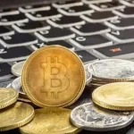 Coinbase финансирует базовый доход: 160 жителей Нью-Йорка получат по $12 000 в стейблкоинах USDC