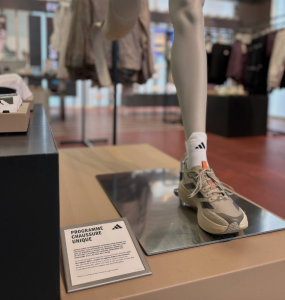 Adidas Single Shoe: как купить один кроссовок за полцены