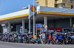 Цены на бензин в Шри-Ланке выросли на 25%: влияние войны в Иране