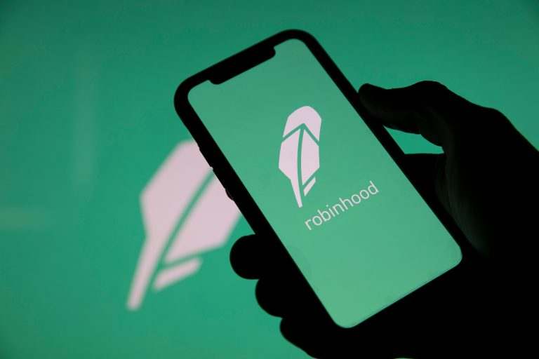 Robinhood Platinum: платиновая карта за $695 и дивиденды авансом