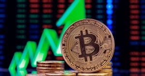 Биткоин $72 000 и книга CZ: новости крипторынка