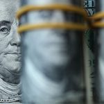 Госдолг США $39 триллионов: кто владеет облигациями и чем это грозит