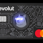 Revolut запустил криптокарту Dogecoin с LED-подсветкой