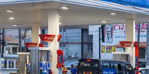 Цены на нефть снова растут: Brent поднялась до $72,96 из-за боев в Ормузском проливе