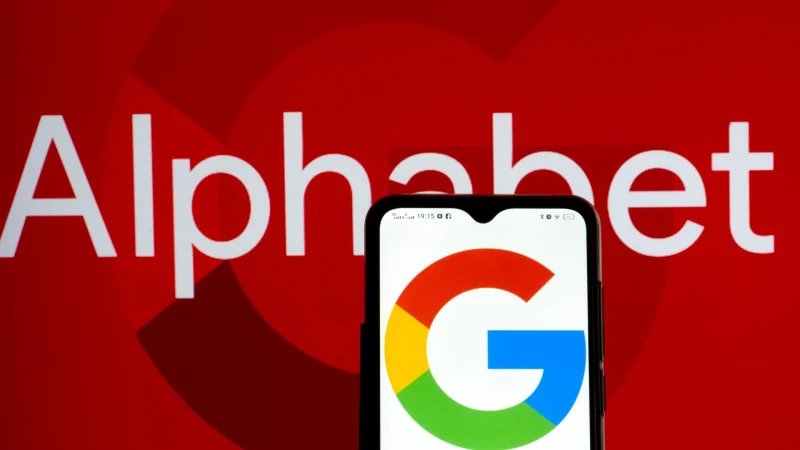 Инвесторы в панике из-за затрат Alphabet на ИИ в $205 млрд: разбор отчета