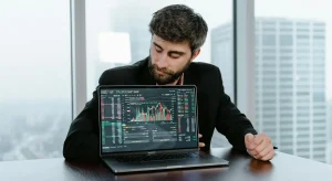 Взлом AFX на $24 млн, крах Balance Coin на 99,9% и накопление XRP китами