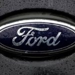 Ford отзывает почти миллион внедорожников из-за пожаров и сбоя сидений