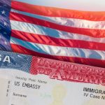 Массовое аннулирование виз B1/B2 в США: кого затронет решение Госдепартамента