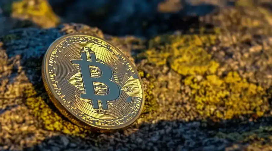 Биткоин пробил $87 000, а Nasdaq побил рекорд: глобальный ралли рисковых активов